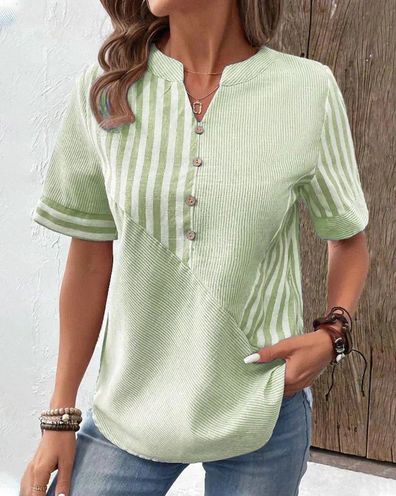 Tidløsia™ - Elegant stribet kortærmet bluse