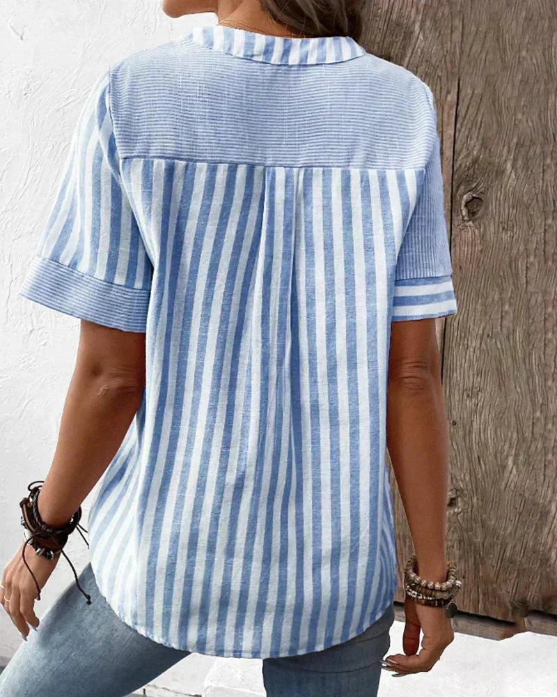 Tidløsia™ - Elegant stribet kortærmet bluse